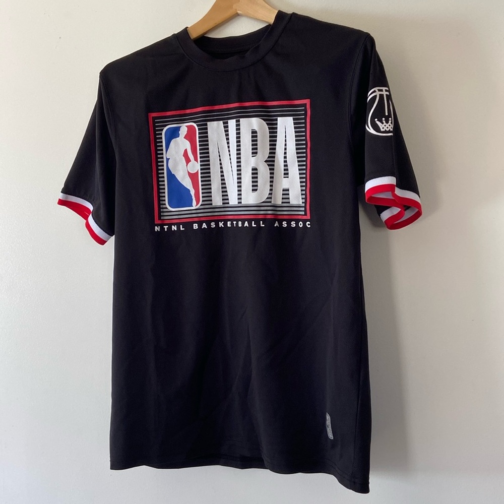 Men’s NBA NTNL Basketball Association Short Sleeve T Shirt Black GUC Size Small